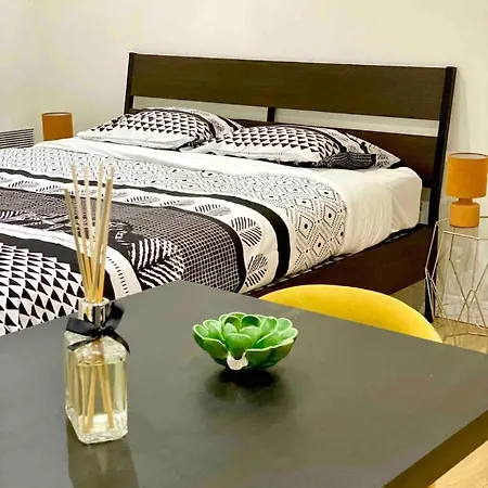 Studio City Center Of Apartment